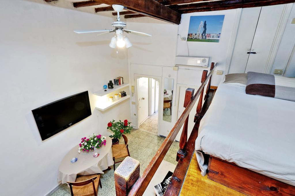 Pretty Flat Trastevere Apartment Rom